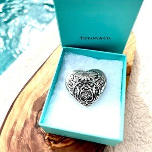 Ziegfeld Daisy Heart Locket Pendant Pendant Charms Sterling Silver Large Jewelry